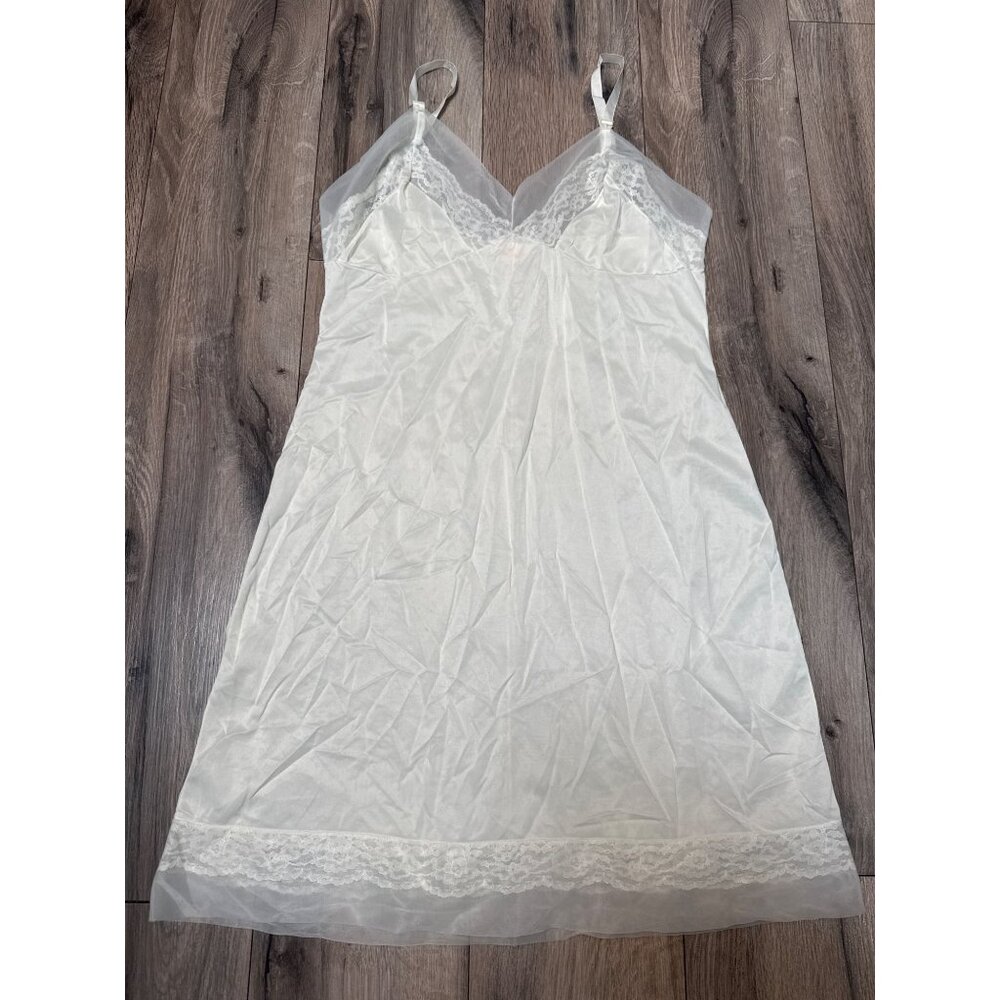 Vintage Lovers Model White Slip Dress Frosted Lace BabyDoll Croquette Boho Roman
